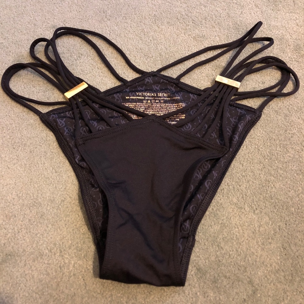 VICTORIAS SECRET CHEEKY BIKINI